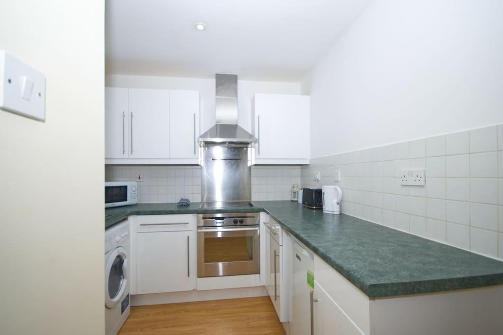 Alluring 2 Bedroom Leeds City Centre Apartment- Self Check-In,Balconied Apartment Eksteriør billede